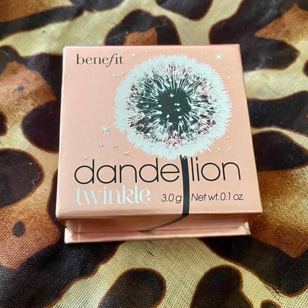 Benefit Dandelion Twinkle Highlighter NEW